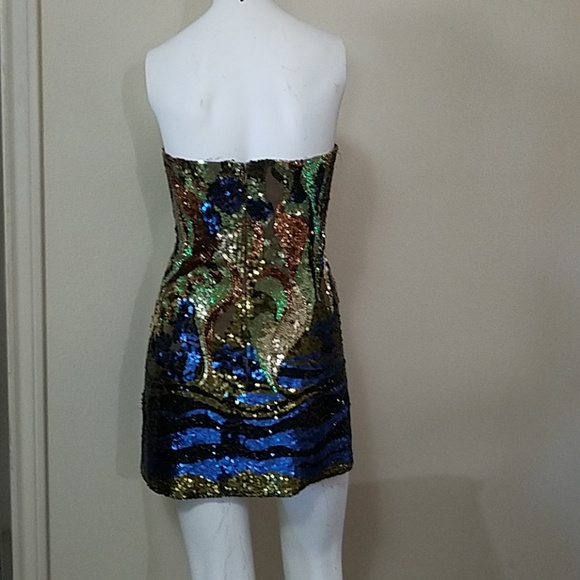 Sexy Dress - Picture 4 of 8